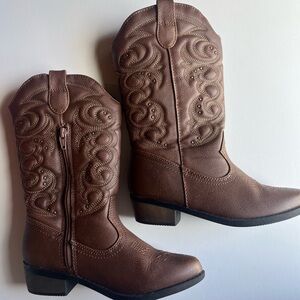 Cowgirl Boots Size 1
